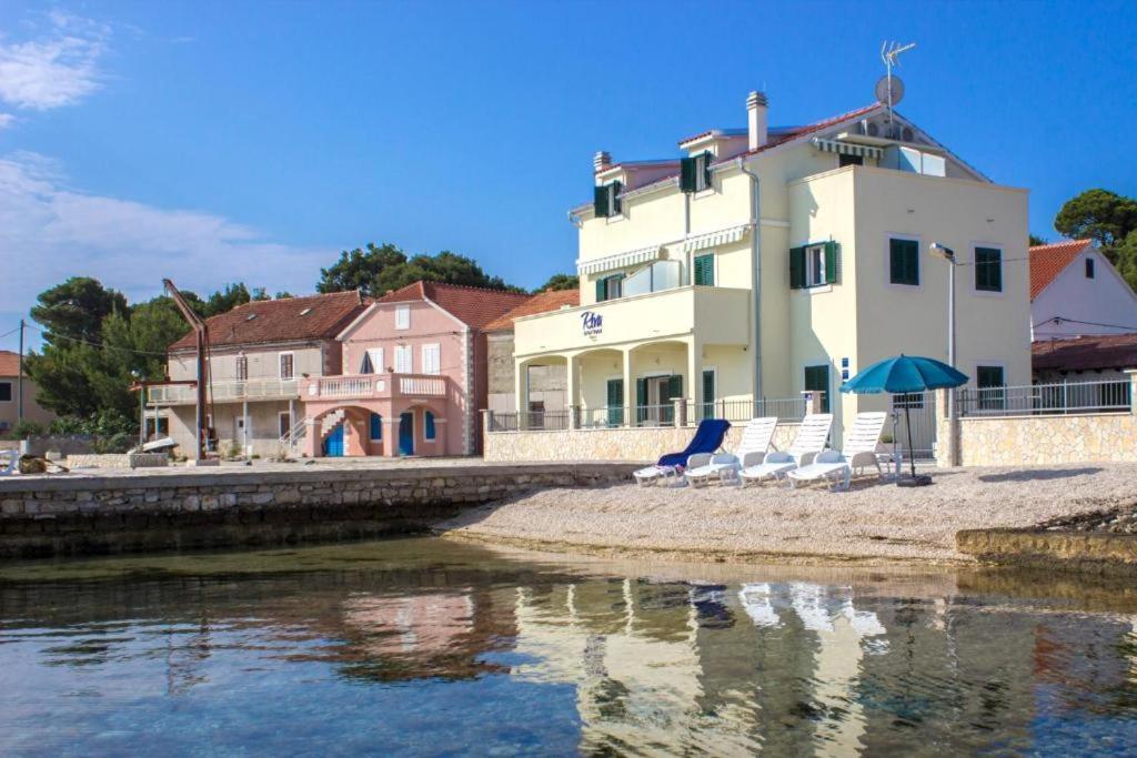 Apartamento Riva 2 Isla Isla Krapanj Exterior foto
