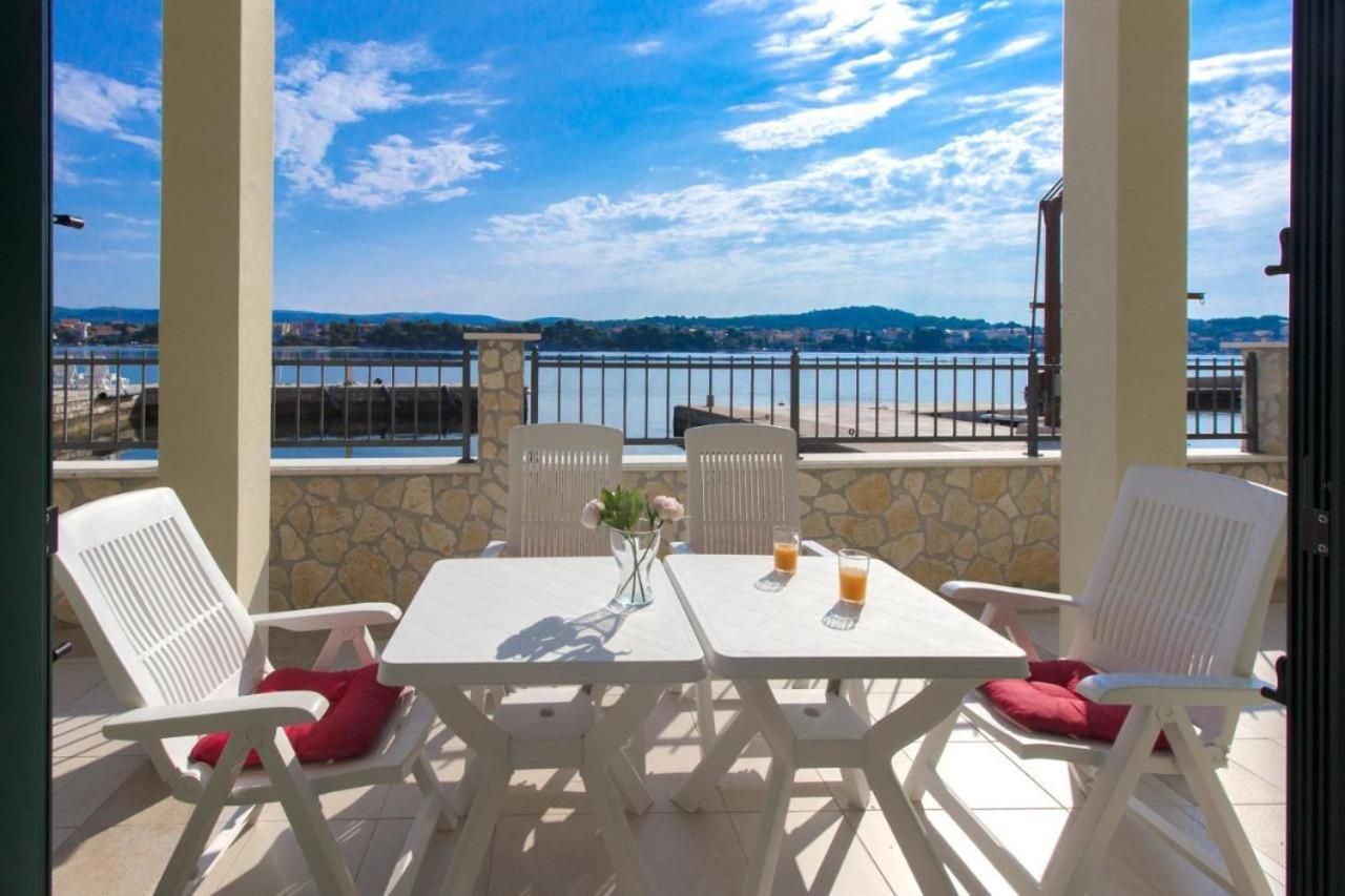Apartamento Riva 2 Isla Isla Krapanj Exterior foto